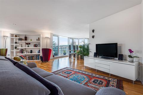 Flat 11, Malpas House Malpas Road, Truro, TR1 1PT