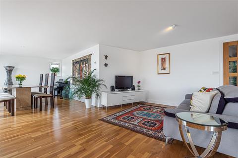 Flat 11, Malpas House Malpas Road, Truro, TR1 1PT