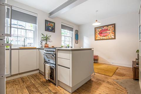 5 Wooler Street, London, SE17 2ED