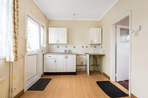 39 Coteford Street, London, SW17 8NX