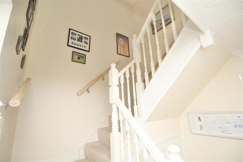 25 Bixley Drive, Rushmere St Andrew, Ipswich, IP4 5TX