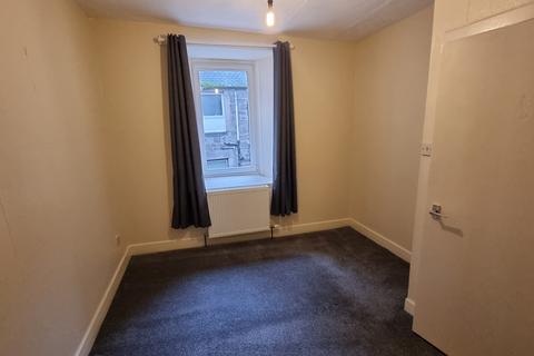 1 bedroom flat to rent, 13c Cutlog vennel Perth  PH1 5HY