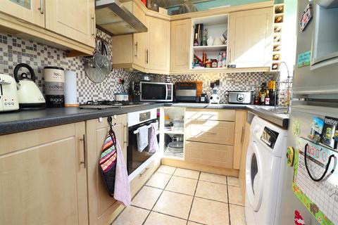 2 Edensor Terrace, Darwen, BB3 1NH