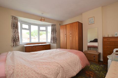 48 Bradgate Drive, Wigston, LE18 1HA