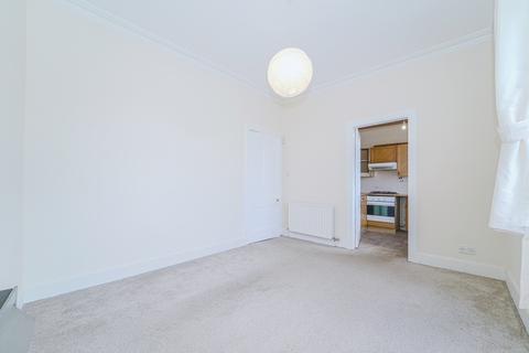 5d Meadow Place, Crieff, PH7 4DU