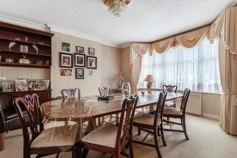 15 London Road, Stanmore, HA7 4PA