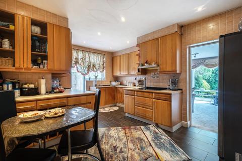 15 London Road, Stanmore, HA7 4PA
