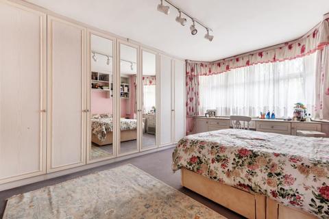 15 London Road, Stanmore, HA7 4PA
