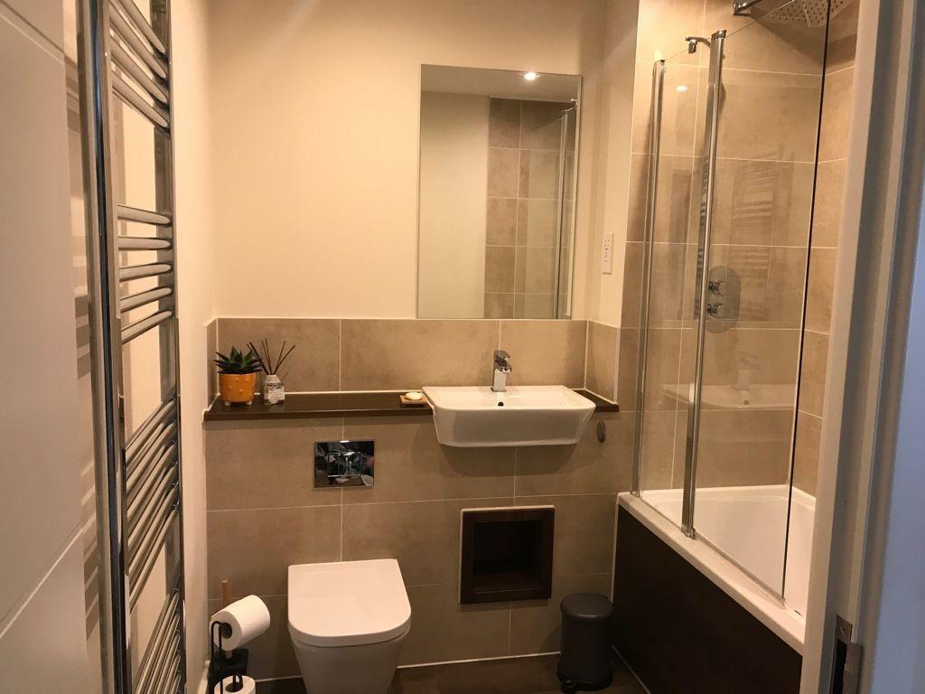 Dove house bathroom