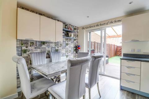 4 Artillery Avenue, Shoeburyness, Southend-on-sea, SS3 8EE