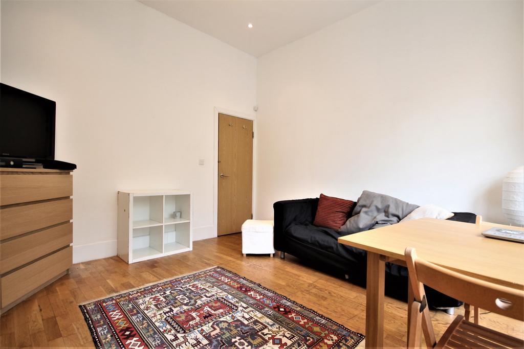 Huddleston Road, Tufnell Park, N7 1 bed flat £1,517 pcm (£350 pw)