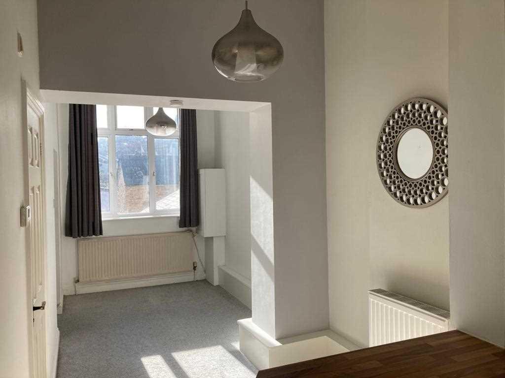 Fairfield Terrace, Newton Abbot 1 bed apartment £675 pcm (£156 pw)