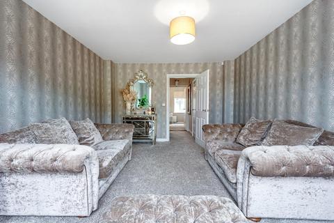 19 Headingley Drive, Beckenham, BR3 1BH