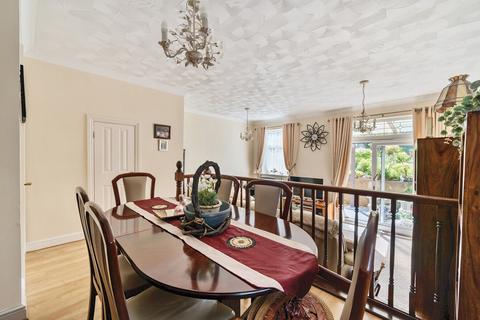 4 bedroom detached house for sale, Glendale, Locks Heath, Hampshire, SO31