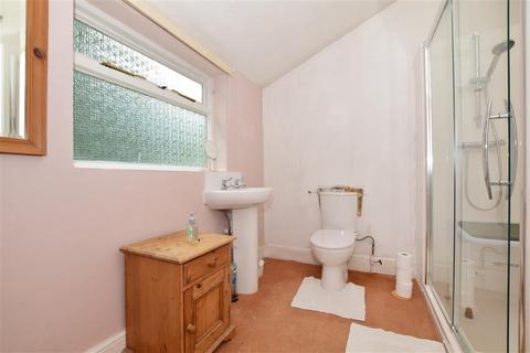 39 Lower Road, Kenley, CR8 5NH