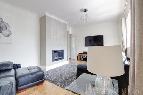 2 Wordsworth Close, Romford, RM3 7PD