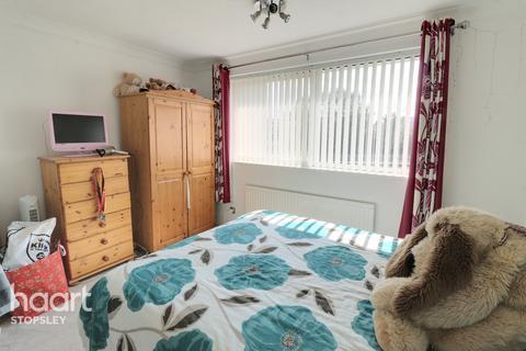 28 Ditchling Close, Luton, LU2 8JR