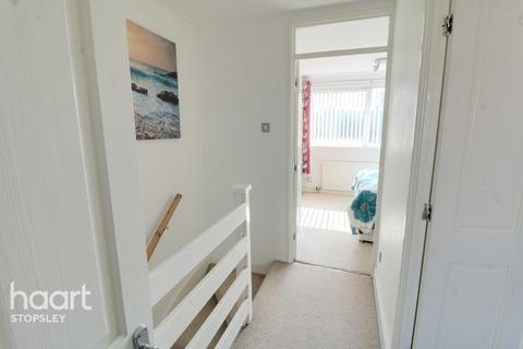 28 Ditchling Close, Luton, LU2 8JR