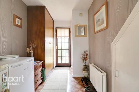 116 Holly Leys, Stevenage, SG2 8HX