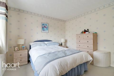 116 Holly Leys, Stevenage, SG2 8HX