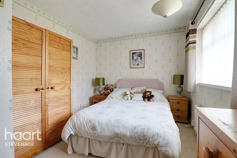 116 Holly Leys, Stevenage, SG2 8HX