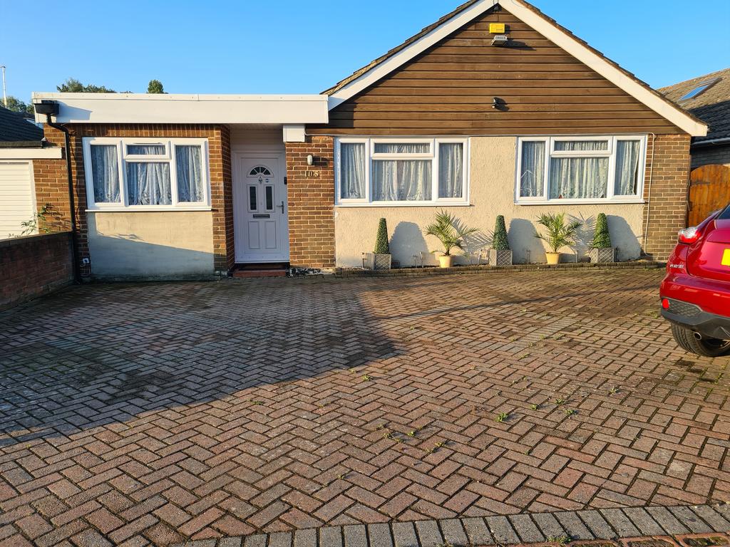 Yarmouth Road, Branksome, Poole BH12 5 bed detached bungalow £400,000