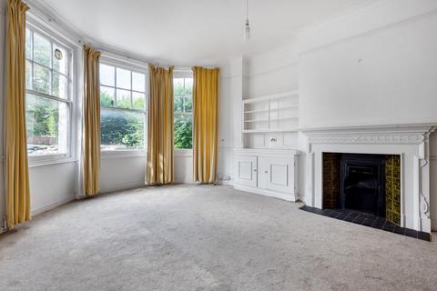 Flat 4, 2 Alexandra Park Road, London, N10 2AA