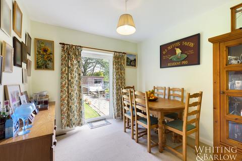 29 Morcom Close, St Austell, PL25 3UG