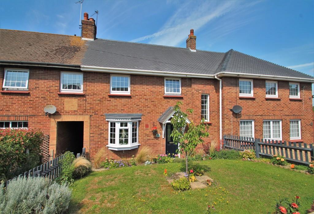 St. Hildas Way, Gravesend, Kent 3 bed terraced house £350,000