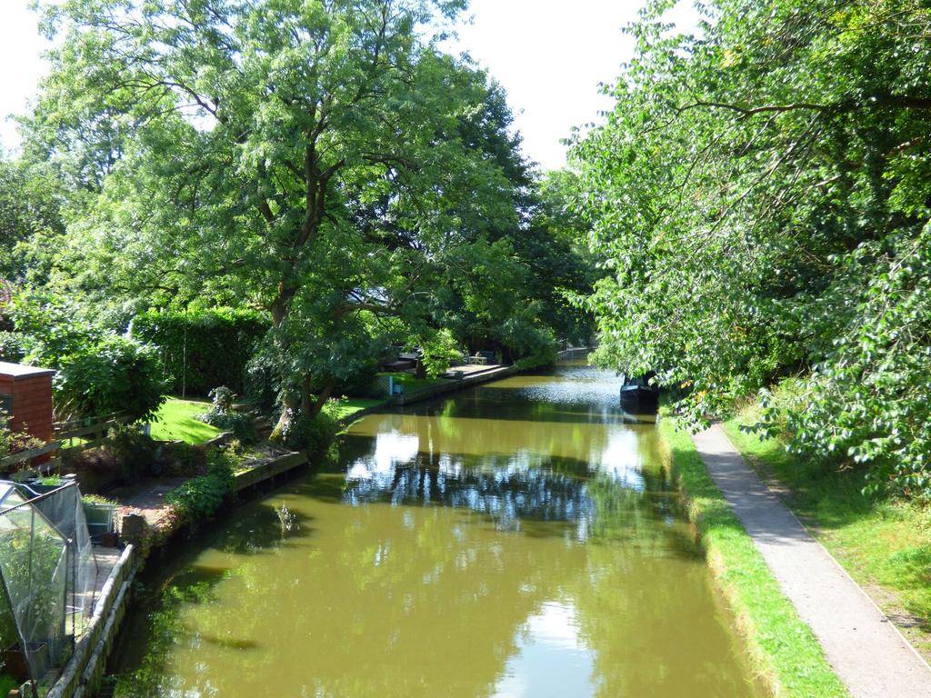 Macclesfield Canal