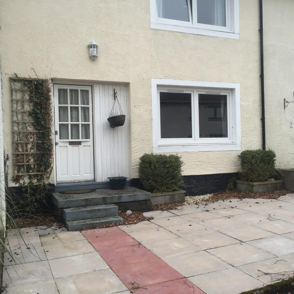 8 Ivy Place Lockerbie 2 bed terraced house £475 pcm (£110 pw)