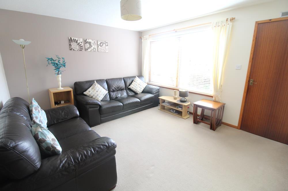 Lounge 1