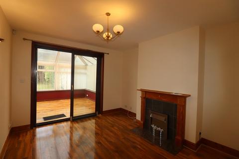 3 bedroom semi-detached house to rent, Airyhall Gardens, Aberdeen, AB15