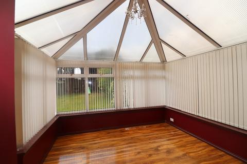 3 bedroom semi-detached house to rent, Airyhall Gardens, Aberdeen, AB15