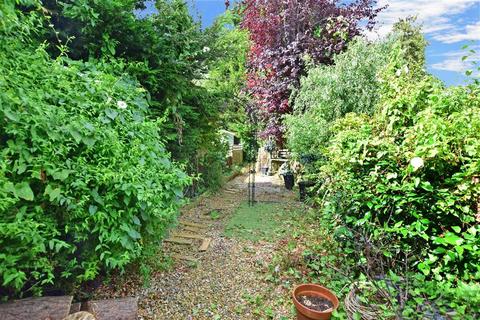 30 Templar Road, Temple Ewell, Dover, CT16 3DL