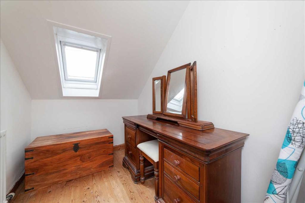Bedroom 4 / Study