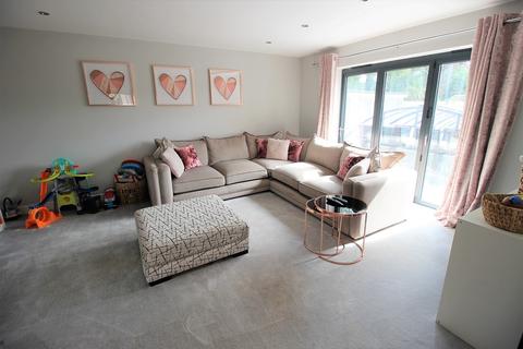 18 Coronation Close, Waterbeach, Cambridge, CB25 9NP
