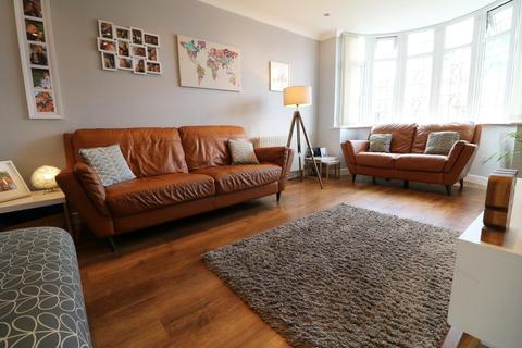 99 Coverdale Road, Solihull, B92 7NR