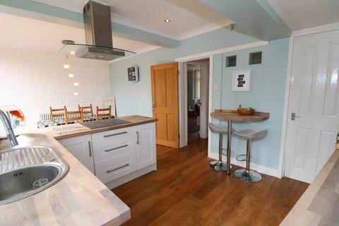 99 Coverdale Road, Solihull, B92 7NR