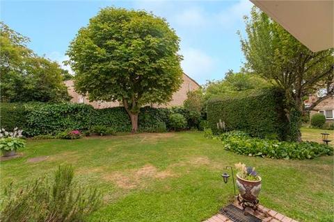 Flat 5, Cain Court Castlebar Mews, London, W5 1RY