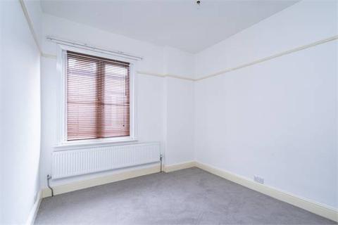 Flat 20, Kenmure Mansions Pitshanger Lane, Ealing, London, W5 1RJ