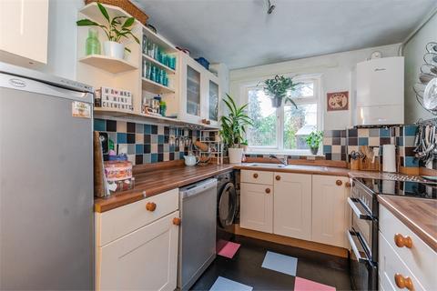 50 Garrick Close, Ealing, London, W5 1AT