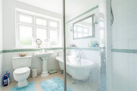 38 Mulgrave Road, London, W5 1LE