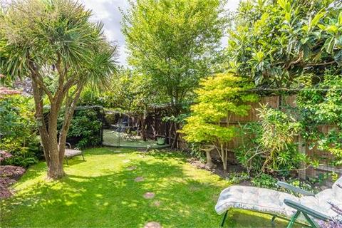 38 Mulgrave Road, London, W5 1LE