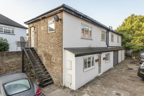 44a Kings Keep, Kingston Upon Thames, KT1 2HP