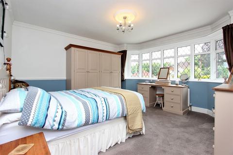 168 Banstead Road, Banstead, SM7 1QG
