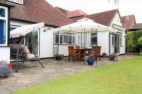 168 Banstead Road, Banstead, SM7 1QG