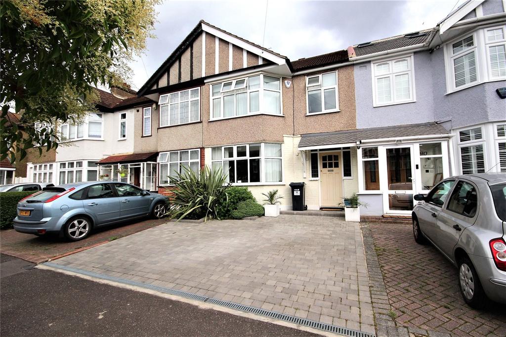 Canfield Road, Woodford Green, IG8 3 bed terraced house £525,000