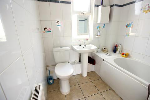 3 Openshaw Road, London, SE2 0TD