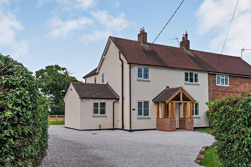 Tiverton, Nr. Tarporley 4 bed semidetached house £550,000